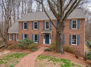 221 Stanaford Rd, Winston Salem, NC 27104