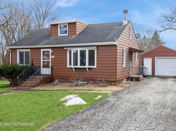 5217 W Beach Ave, McHenry, IL 60050