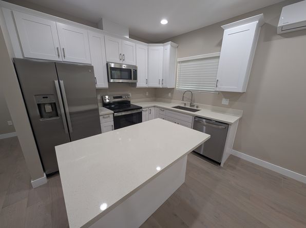 2518 Parkland Ct
