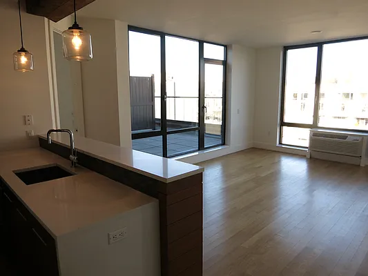 Rented by City View Living | media 31