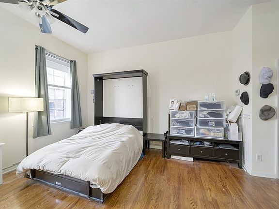 3rd image of 341 Monmouth St APT 202D