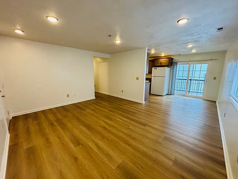 927AB - 410 Houston St. - DM — Photo 118