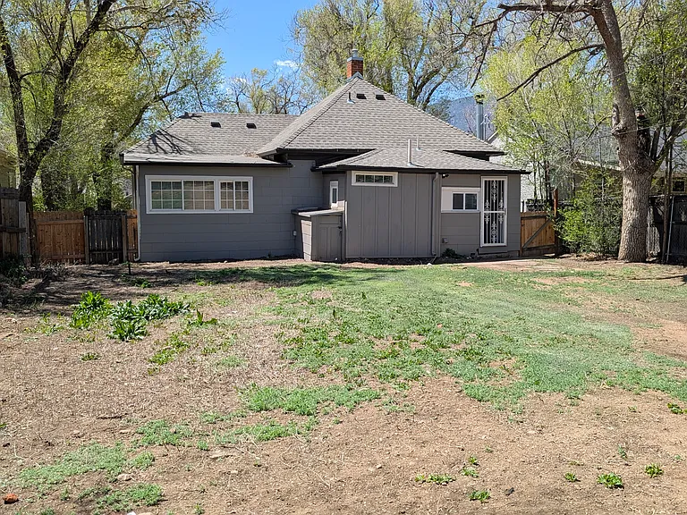 1016 W Cucharras St — Photo 27
