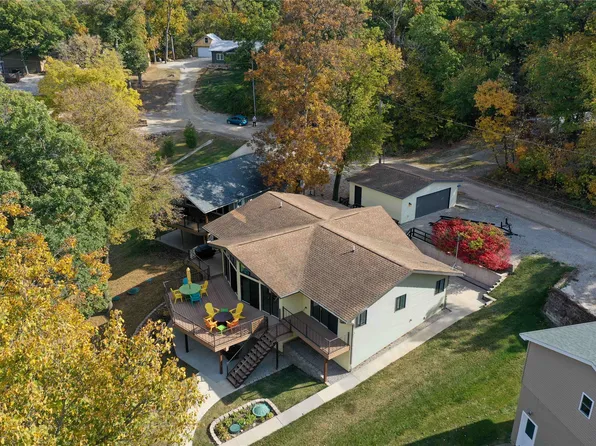 123 Cottage Ln, Montezuma, IA 50171