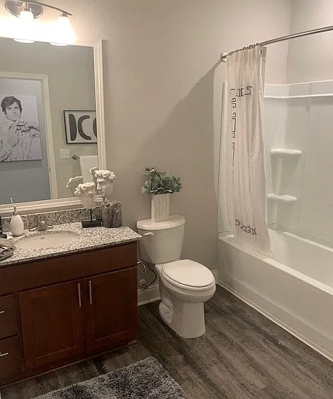 The Estates at Legends — Photo 10