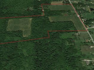 1016 State Rd, Hinckley, OH 44233