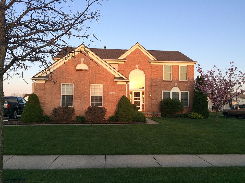 2nd image of 8124 Creek Bend Dr
