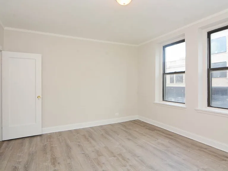 3335 W Diversey Ave #201 — Photo 14