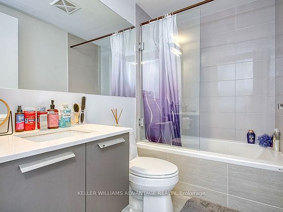 5th image of 28 Wellesley St E Unit 603