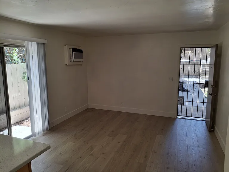 3341 Grim Ave #3 — Photo 20