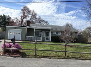 54 Independence Dr, Warwick, RI 02888