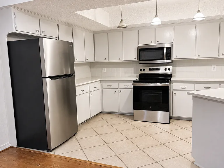 1724 Lionsgate Cir — Photo 10