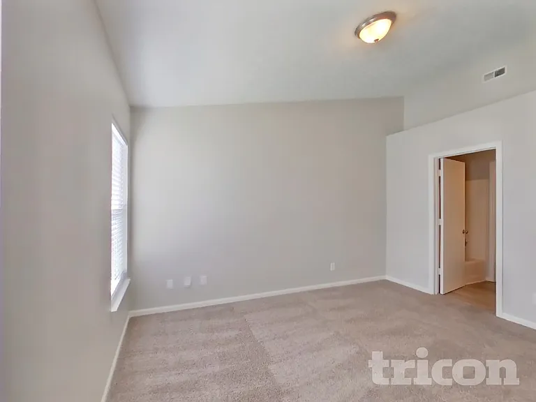 6811 Smithfield Blvd — Photo 5