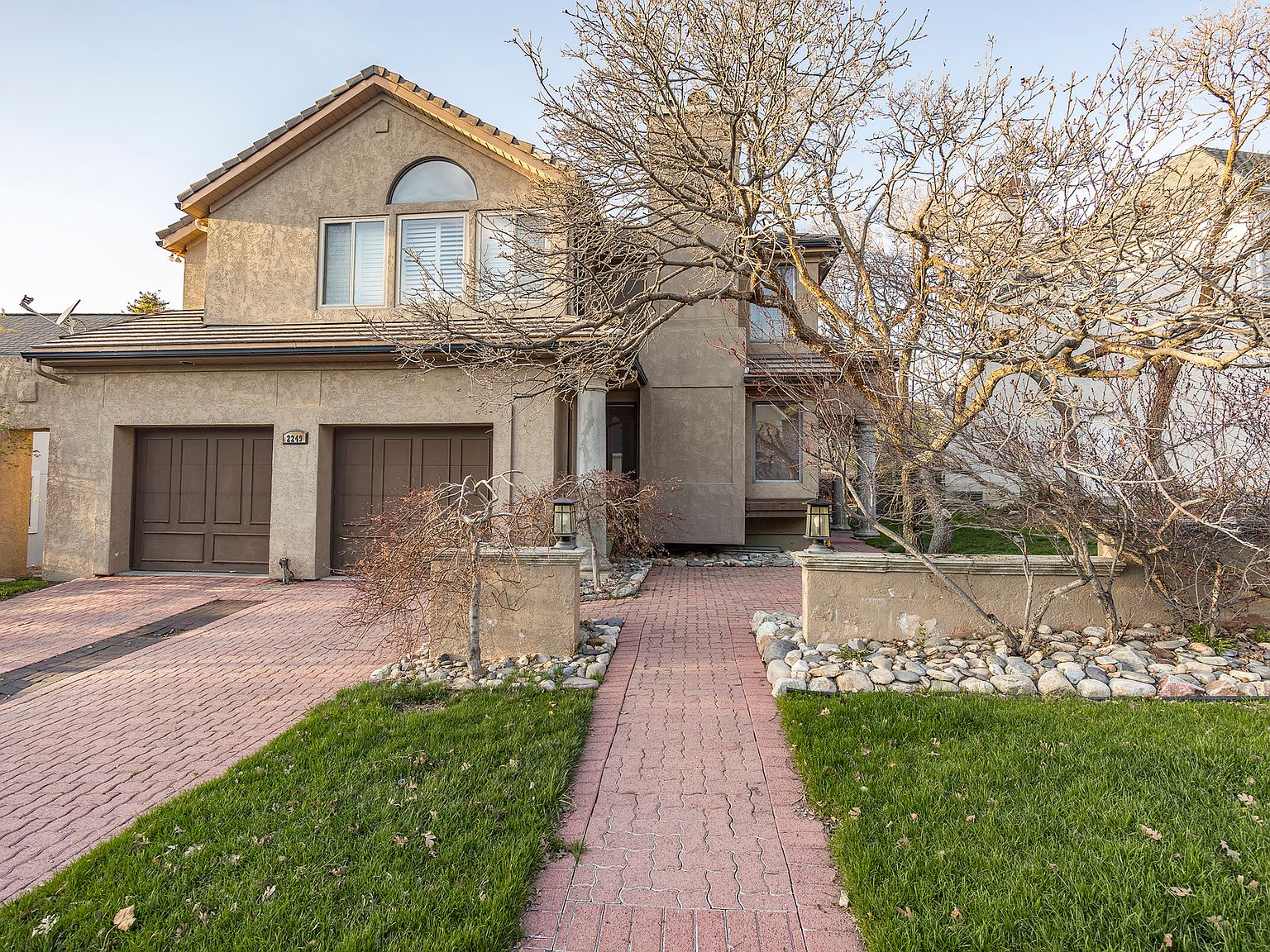 2249 E Gambel Oak Dr S