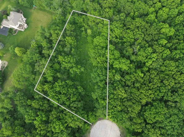 7106 Forest Oak Dr #14, McHenry, IL 60050