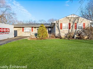 19 Evelyn Road, Port Jefferson Station, NY 11776