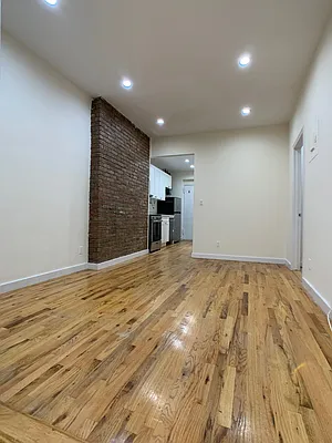 Rented by Corcoran | media 14