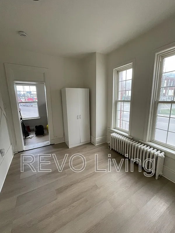 Building Photo - 151 Colborne St #223