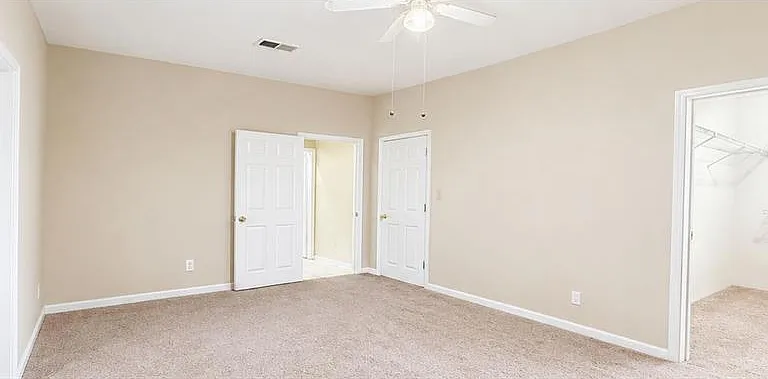 304 Bridle Path — Photo 32