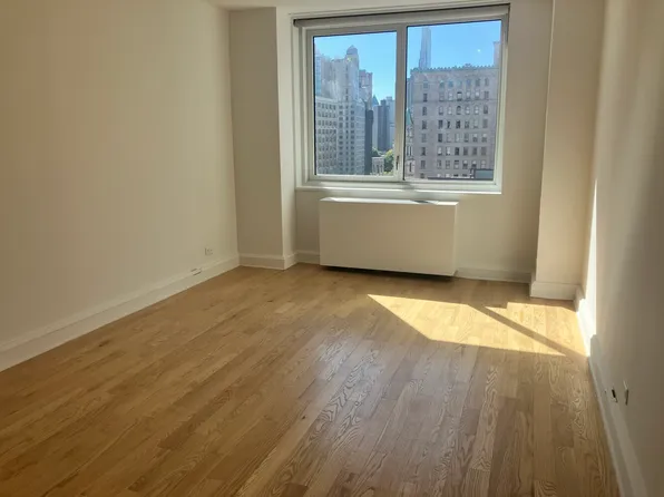 424 West End Avenue image 7 of 15