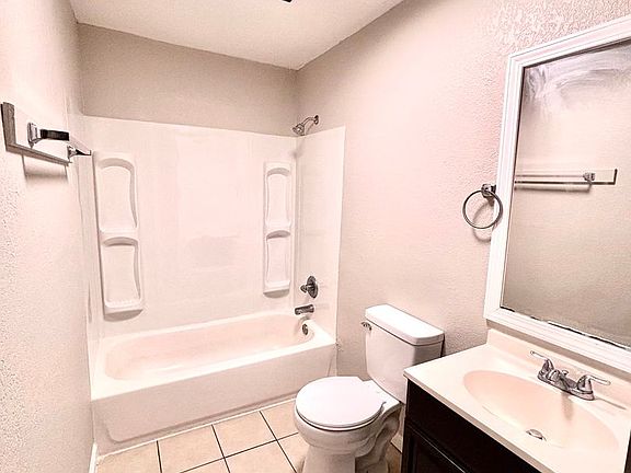 5th image of 701 Airport Rd #11