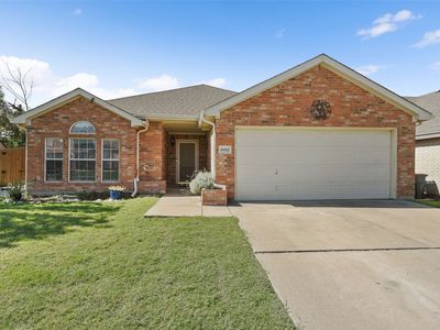 9082 Riverfalls Dr, Fort Worth, TX, 76118