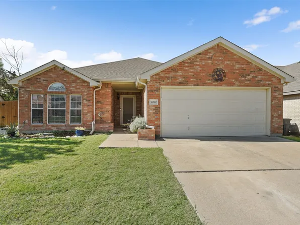 9082 Riverfalls Dr, Fort Worth, TX 76118