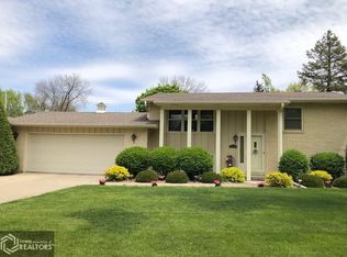 1616 Reed St, Grinnell, IA 50112