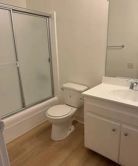 11810 Mayfield Ave #107 — Photo 8