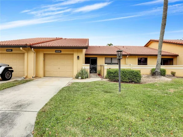 5352 Governors DR, FORT MYERS, FL 33907