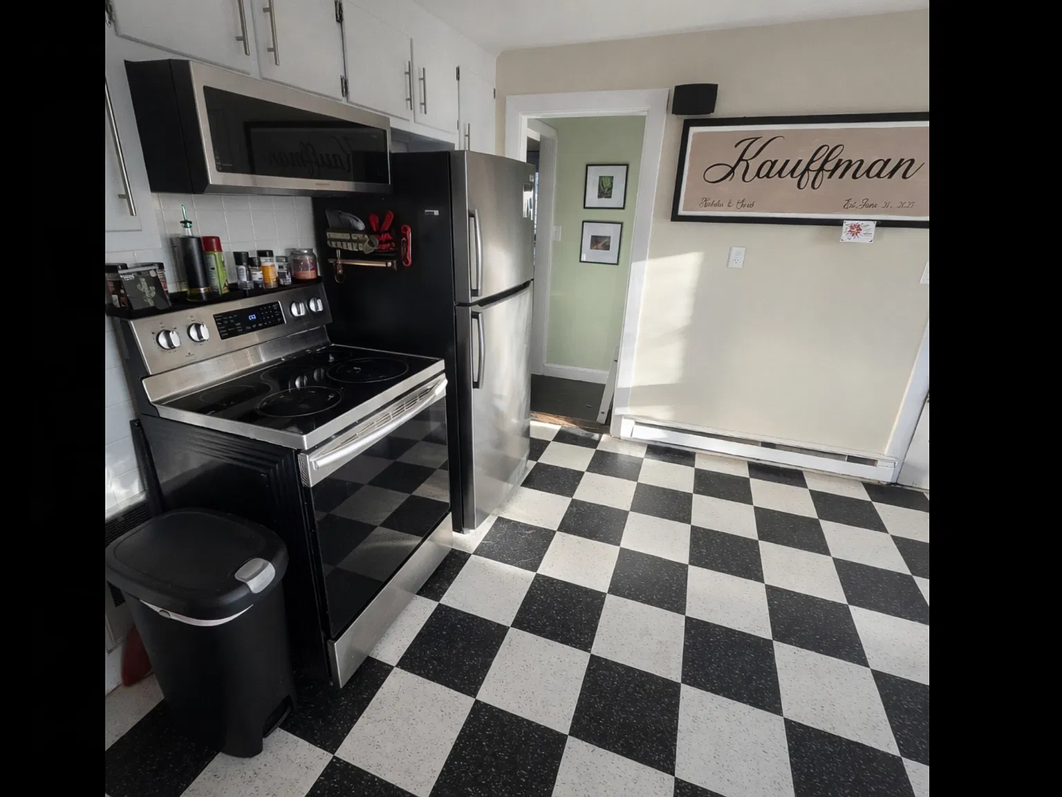 1 bed, 800 sqft, $1,733 — Photo 3