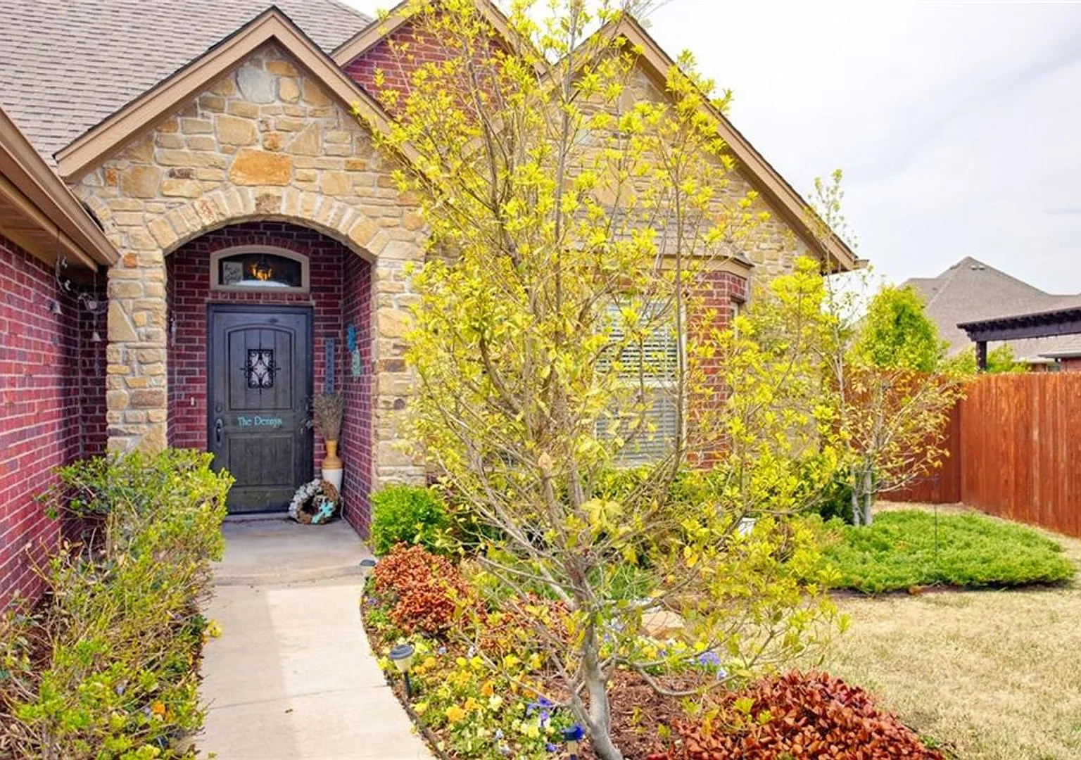 Deer Creek Schools- Gated Community — Photo 2