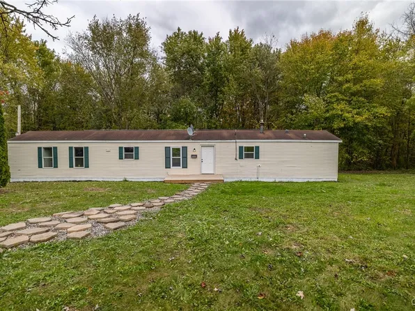 9666 Stickles Ln, Port Byron, NY 13140