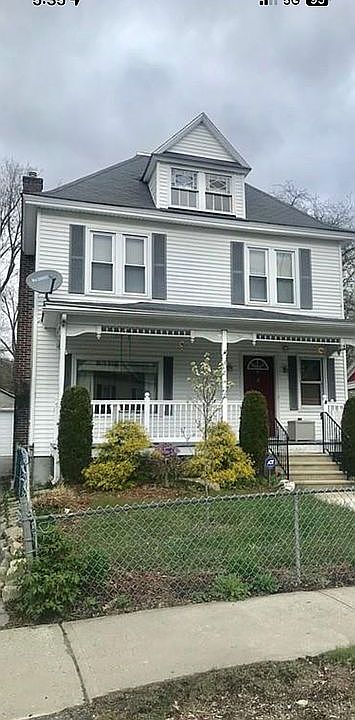 2nd image of 6 Englewood Ave