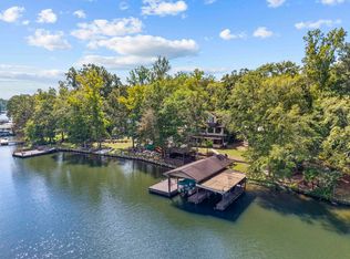 388 Possum Point Dr, Eatonton, GA 31024