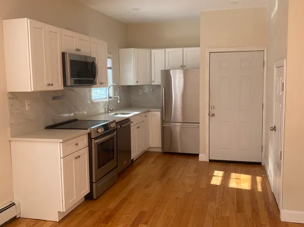 48 Nashua St #2, Woburn, MA 01801