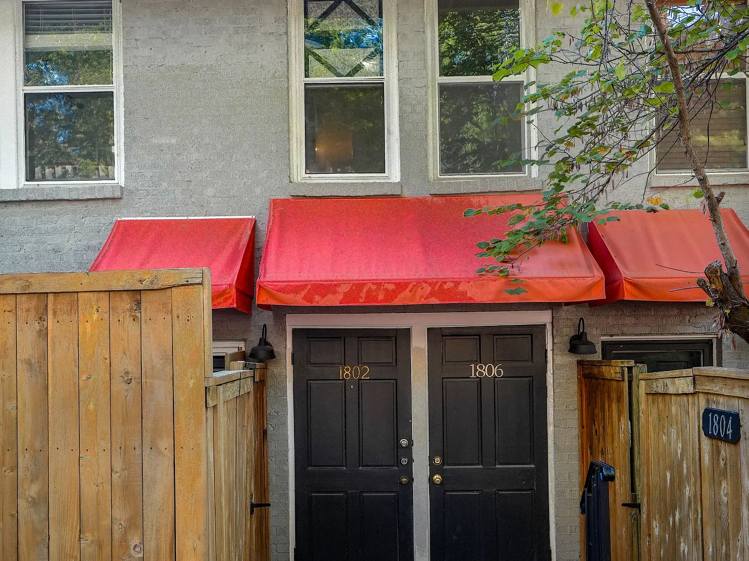 1 bed, 885 sqft, $1,250 — Photo 2