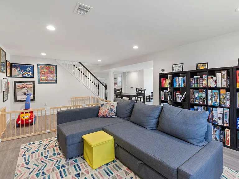 8114 Drayton Ln — Photo 29
