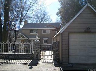 29277 Lake View Dr, San Bernardino, CA 92407