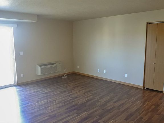 4th image of 1624 20th Ave NW APT 301