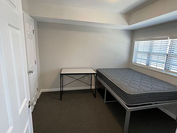 5th image of 301 E Chalmers St #2B-1Ba-601Sqft