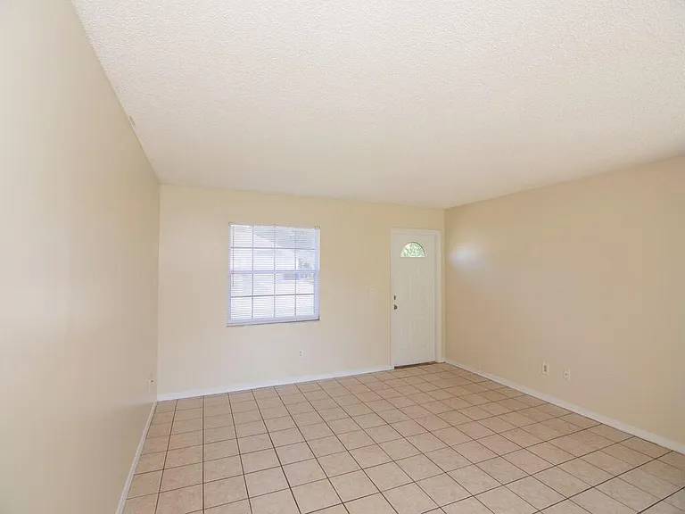 1190 SE Puritan Ln — Photo 12