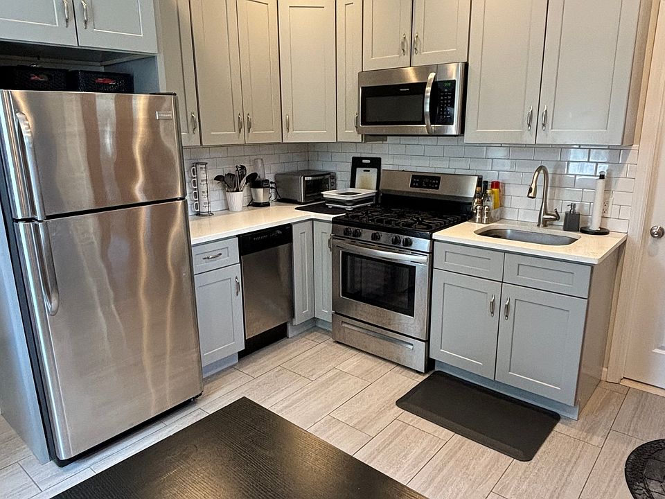 1st image of 48 Circuit Ave #1E