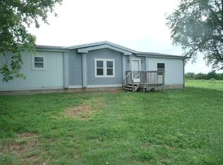 2204 15th Rd, Clay Center, KS 67432