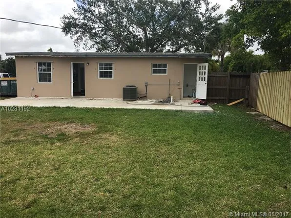 5700 SW 112th Ct, Miami, FL 33173