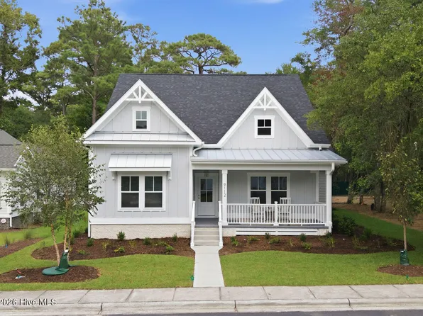 9112 E Lake Road, Calabash, NC 28467