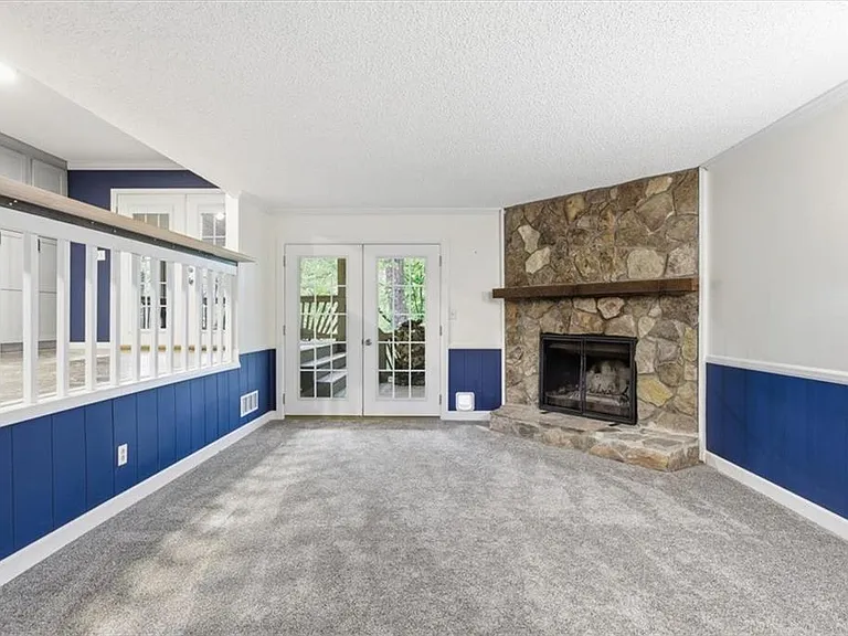 9485 Martin Rd — Photo 6