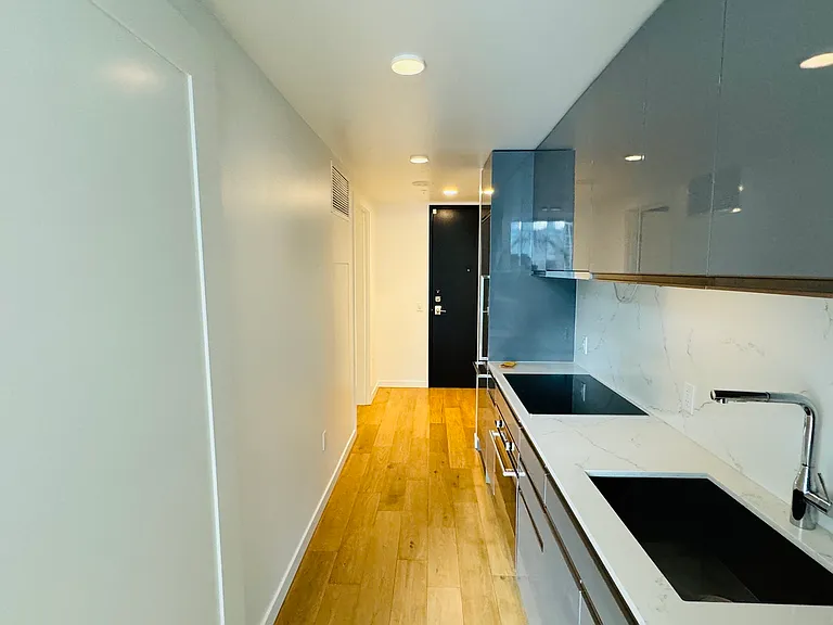 1808 Minor Ave #2402 — Photo 3