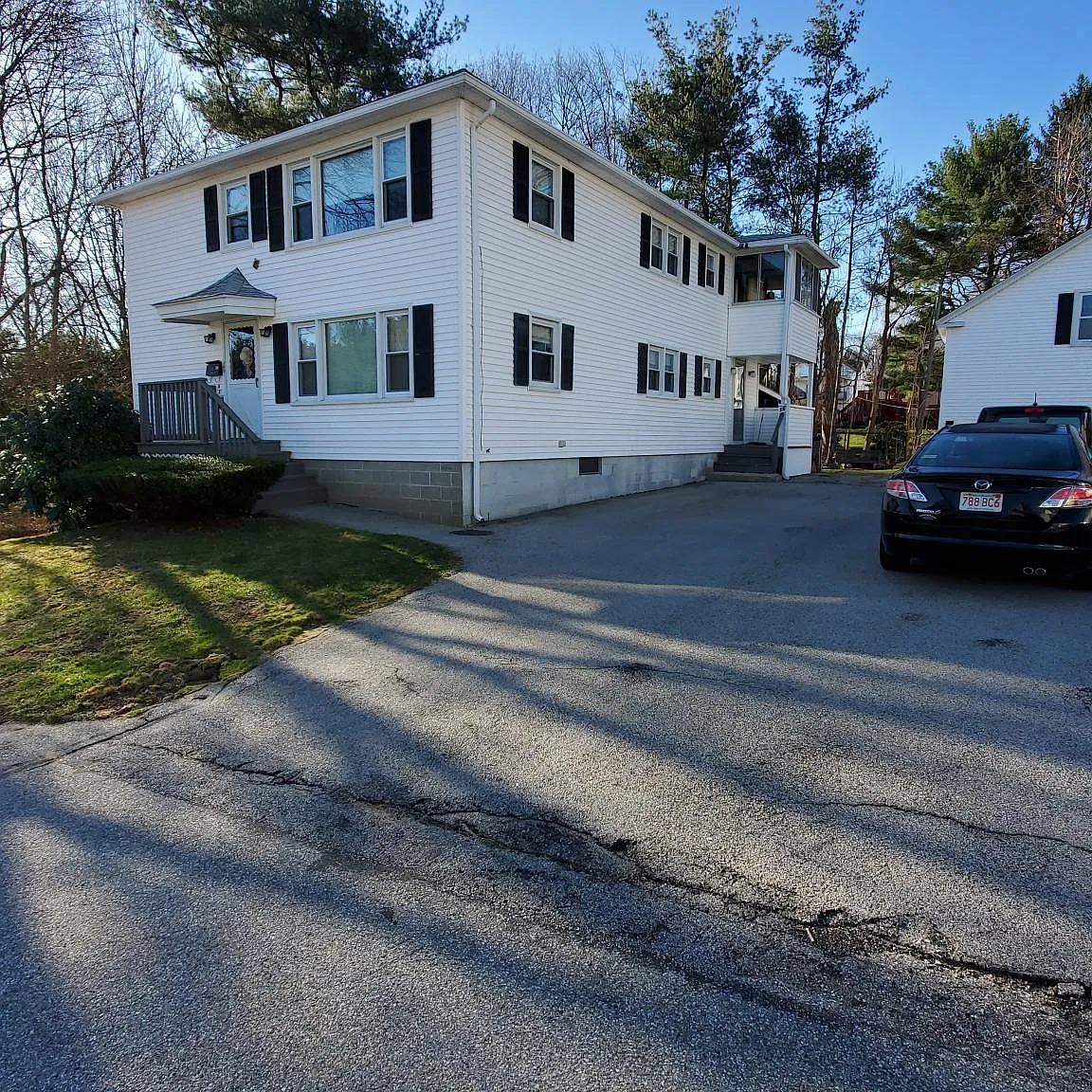 16 Valley St — Photo 1