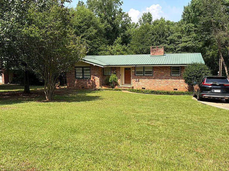 207 S Franklin Dr — Photo 2